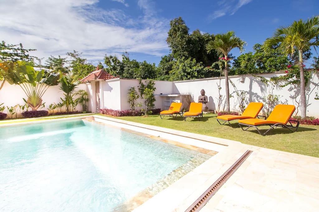 Villa Istana Willy Ungasan Exterior foto